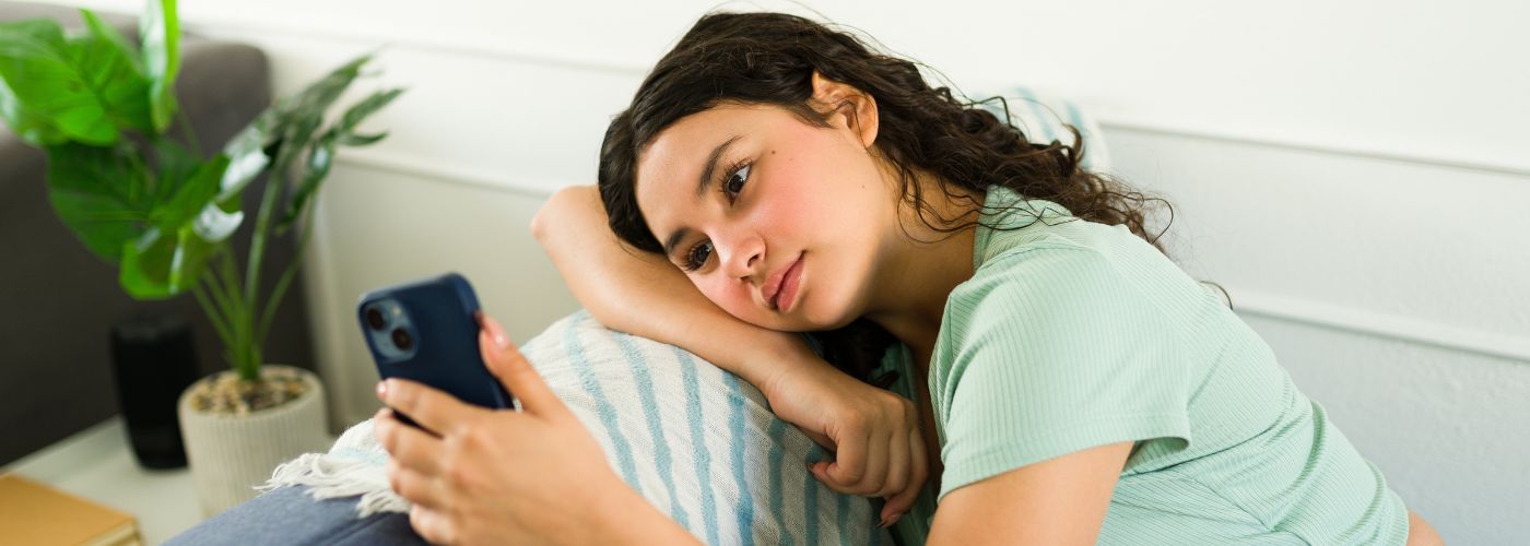 Impact of Social Media on Adolescent Anxiety