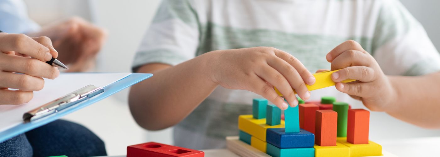 Differences in Play Therapy vs Traditional Therapy for Kids