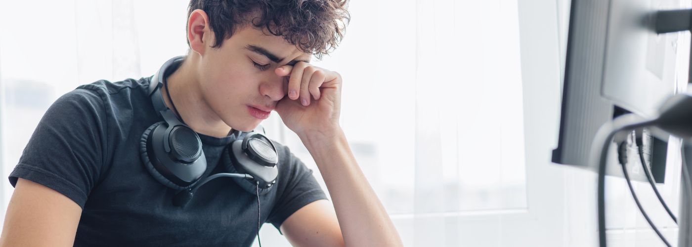 Warning Signs Of Emotional Avoidance